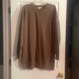 Women’s baggy sweatshirt